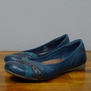 Cobb Hill Ella Flats